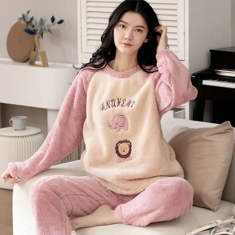 ملابس نوم دافئة لفصل الشتاء بي - مراجعة Winter Clothing Offer وسعره