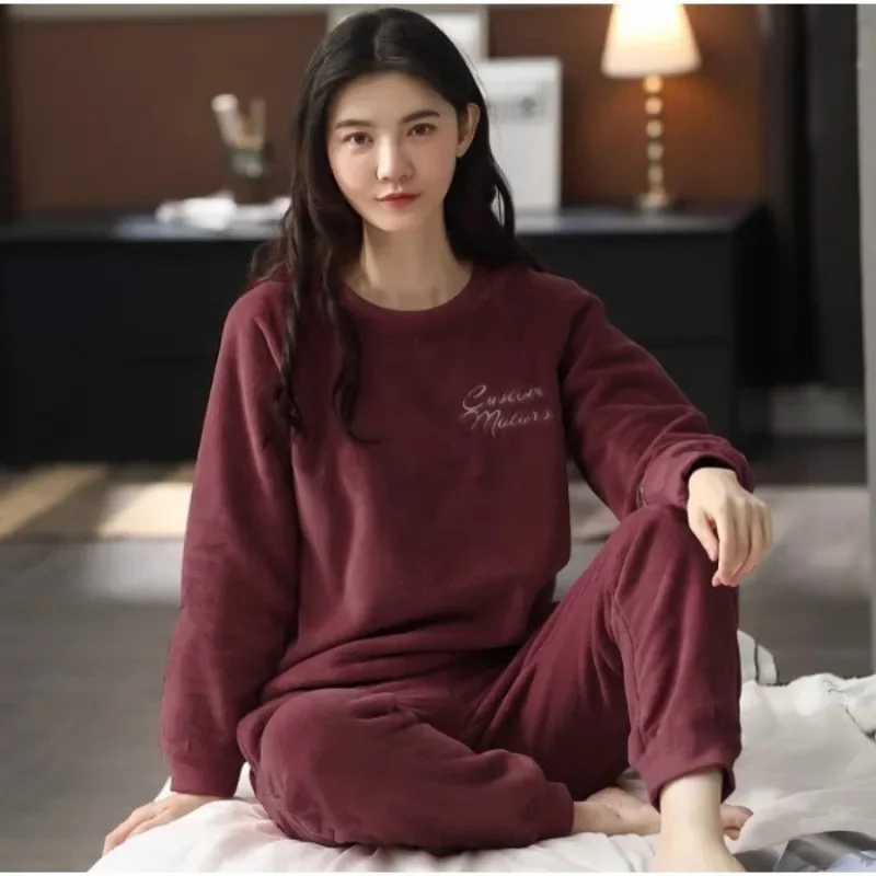 ملابس نوم دافئة لفصل الشتاء بي - مراجعة Winter Clothing Offer وسعره